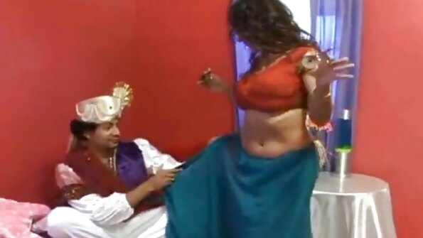 Vehivavy mientanentana dia tsy mitsahatra manao masturbate rehefa tratrany ilay mpanao ratsy